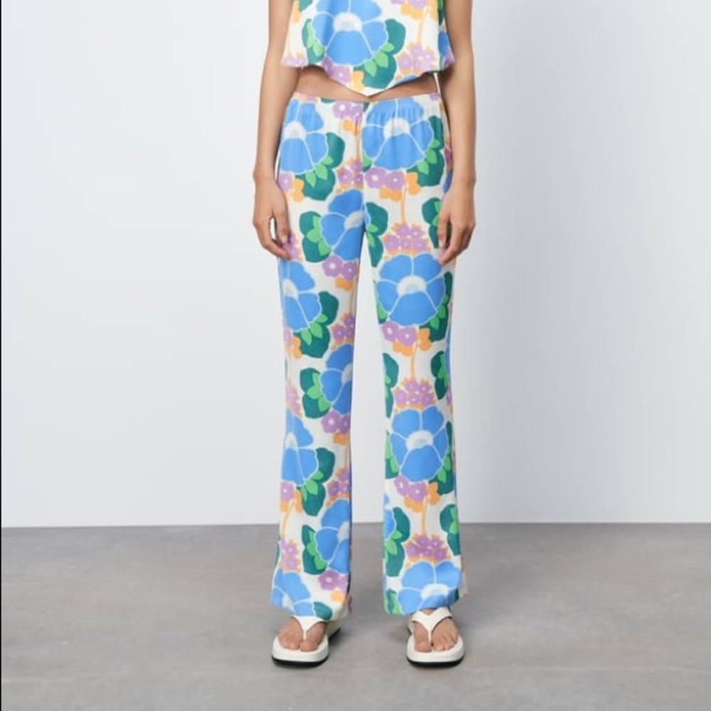 ZARA PRINTED‎ PYJAMA-STYLE TROUSERS